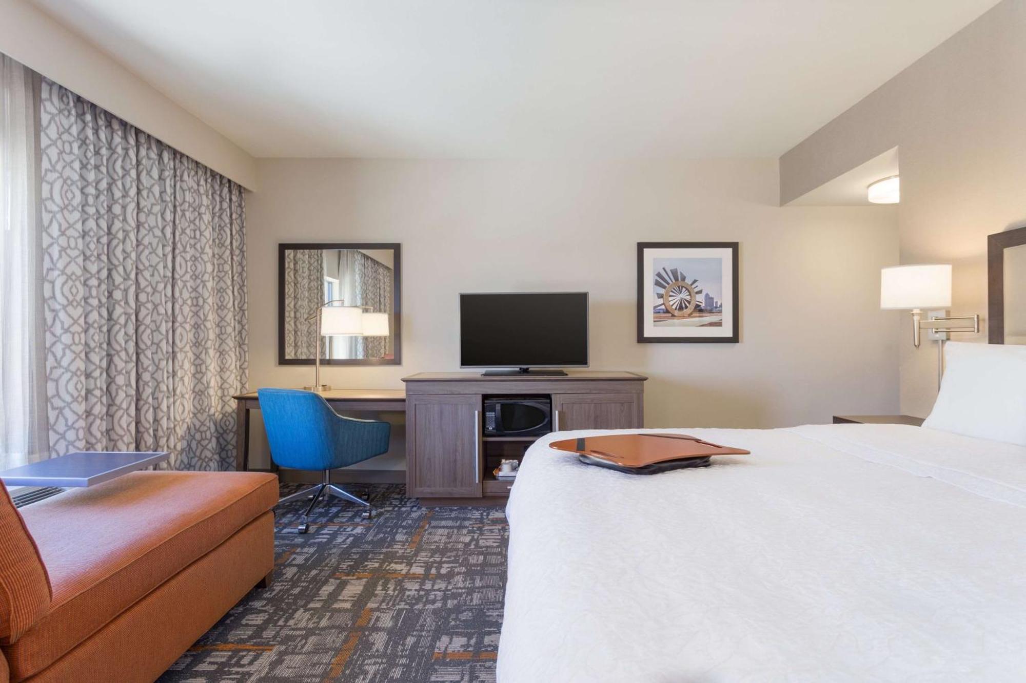 Hampton Inn&suites Mill Civic